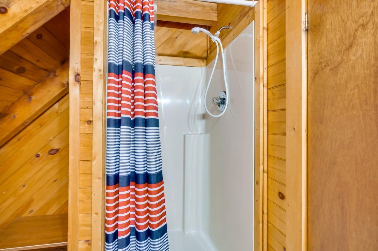Cabin With Hot Tub About 6 Mi To Downtown Gatlinburg! Zewnętrze zdjęcie