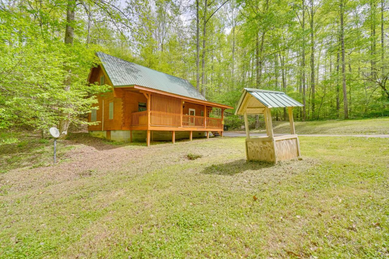 Cabin With Hot Tub About 6 Mi To Downtown Gatlinburg! Zewnętrze zdjęcie